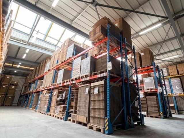Zentrale Lagerfläche im Industriegebiet von Burgdorf zu vermieten