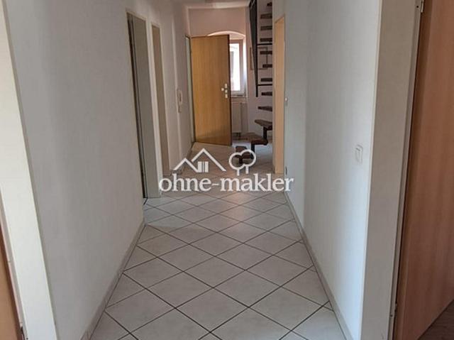 Zentrale provisionsfreie Wohnung in Neu Ulm, perfekt für eine WG