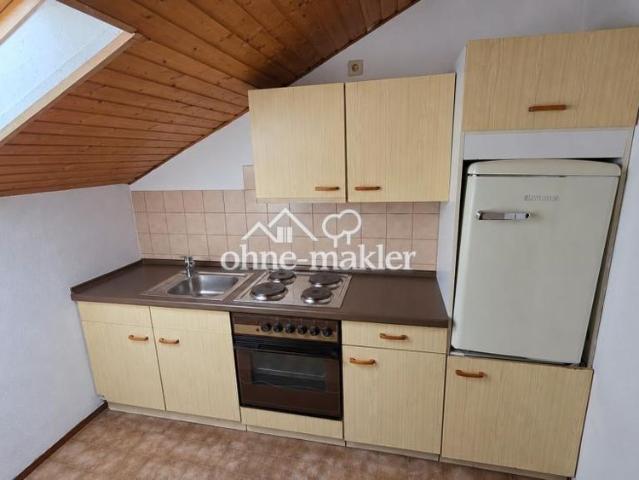 Zentrales 1 Zimmer Dachgeschoss Apartment mit Einbauküche nahe Uniklinik & Uni