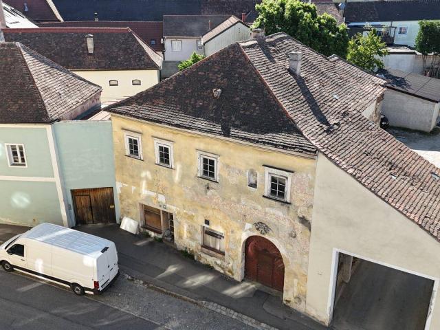 Zentrales Stadthaus in Eggenburg mit Sanierungspotenzial
