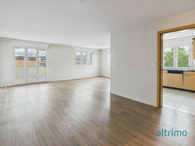 Zentrales Wohnen mit Stil 4.5 Zimmer Wohnung in Oberegg