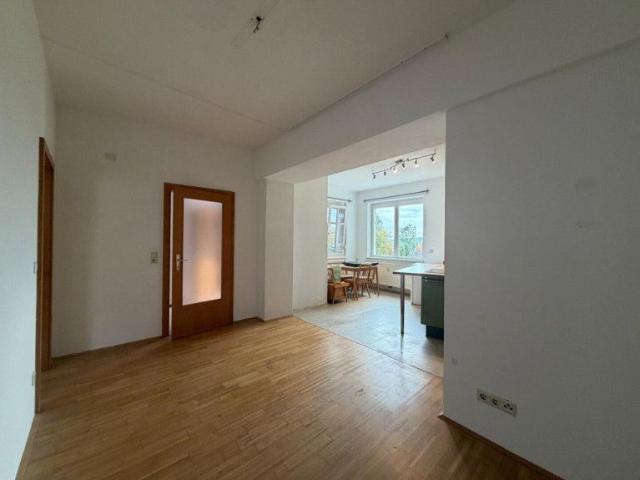 Zentrales Wohnen in Hartberg – Charmante 3 Zimmer Wohnung mit Balkon und Parkplatz