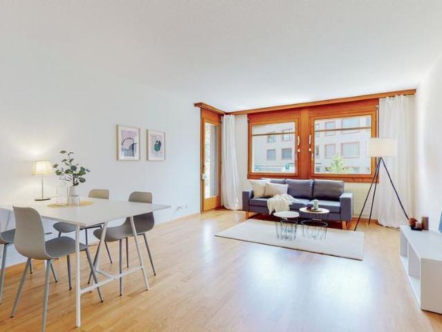 Zentralort in der Region im Grünen 4.5 Zimmerwohnung