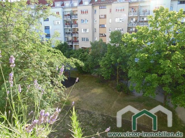 Zentrum Süd: Single Wohnung mit Terrasse und Wannenbad