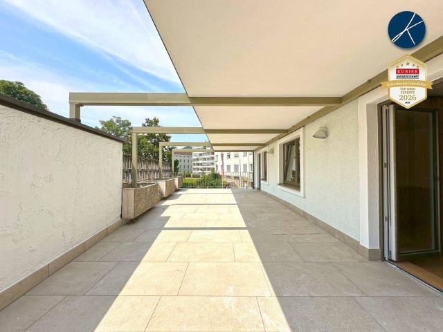 Zentrum: 3 Zimmer Wohnung mit 57 m² Terrasse / Garage möglich