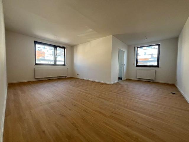 Zentrum! 5 Zimmer Wohnung frei!