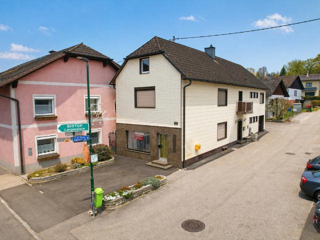 Zentrumnahes Wohn und Geschäftshaus in Langenstein