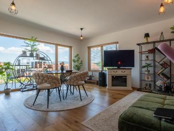 Zentrumsnah wohnen in Waldkirchen 3 Zimmer Wohnung mit Tageslichtduschbad, EBK, Terrasse und Garten