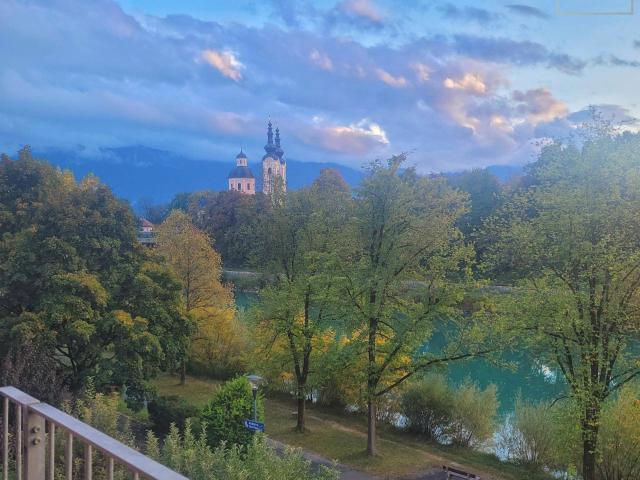 Zentrumsnah wohnen mit Sonne & Weitsicht – TG Stellplatz inklusive!