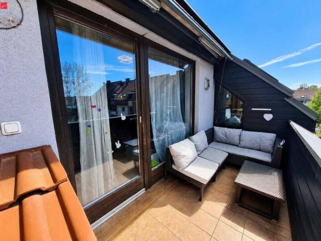 Perfekt für Familien – zentral mit 2 Loggien, Klimaanlage & Carport