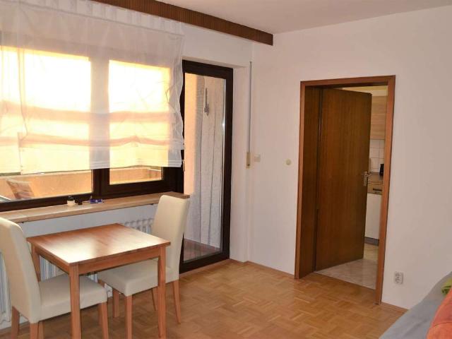 Zentrumsnahe 1 Zimmer Wohnung mit Balkon und Einbauküche in Bad Mergentheim