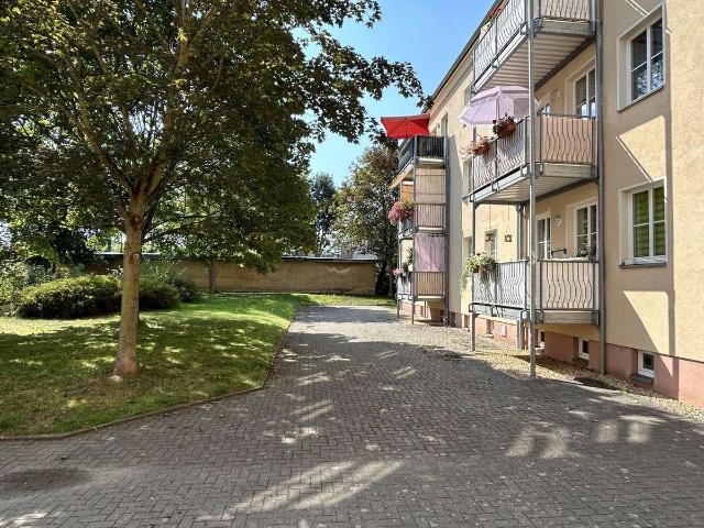 Zentrumsnahe 2 Raum Whg.! Tageslichtbad, Balkon mit Blick ins Grüne  Vermietet!