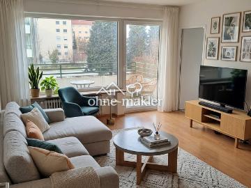 Zentrumsnahe, teilsanierte, renovierte 2 Zimmer Wohnung mit Balkon, Duplexgarage in Berg am Laim