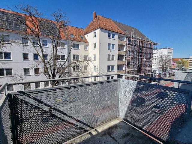 Zentrumsnahes Wohnen mit Balkon gepflegte 1 Zimmerwohnung ab sofort!