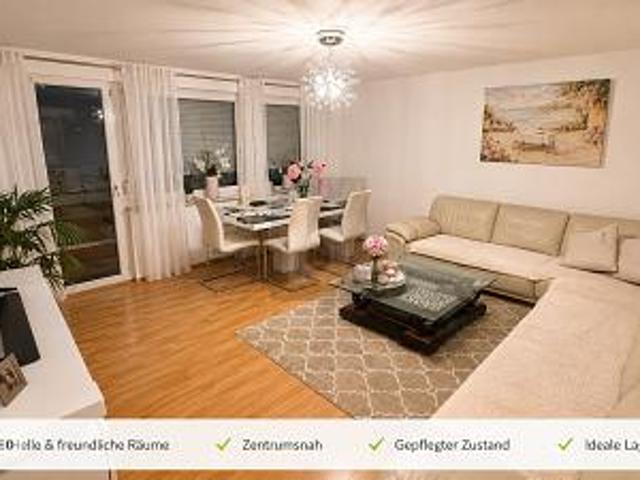 ZENTRUMSLAGE MIT BALKON UND PKW STELLPLATZ