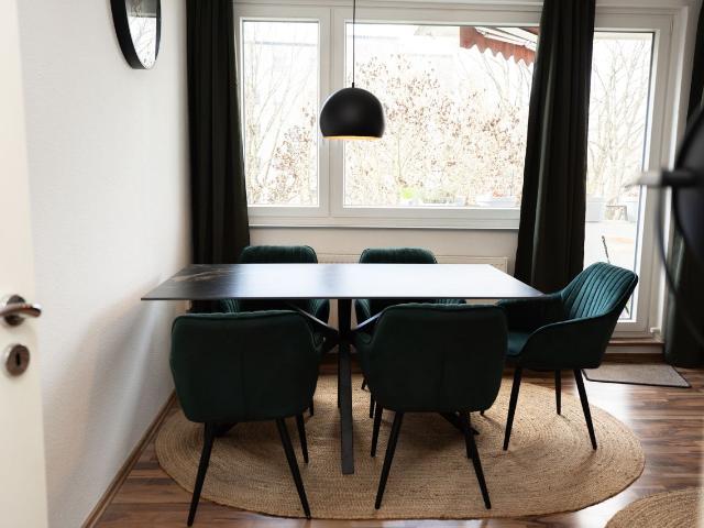 Zen | 3 rooms | 4 beds | balcony | washing machine, Bremen Amsterdam Apartments for Rent