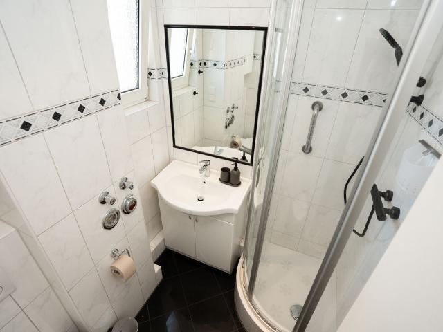Zen | 3 rooms | 4 beds | balcony | washing machine, Bremen Amsterdam Apartments for Rent