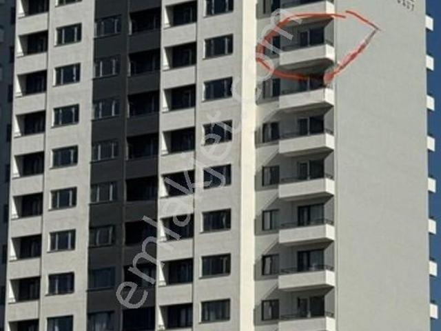 Zen Park Teras Evlerinde Satılık 1+1 Ara Kat Daire