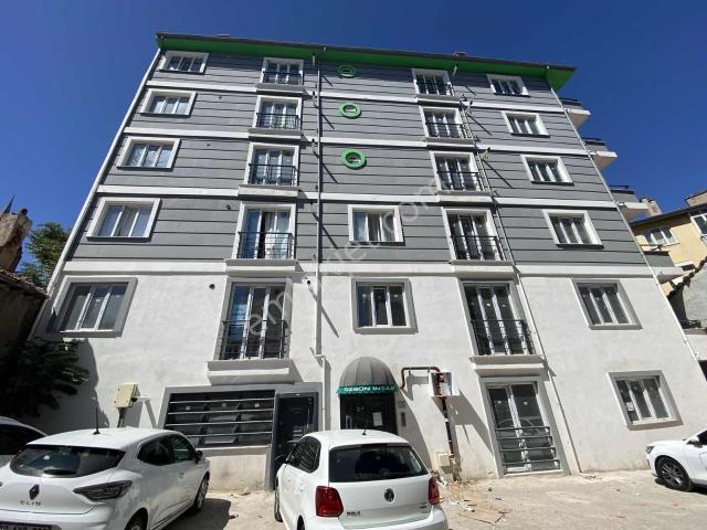 Zenith Real Estate'ten Kiralık Çarşıda 2+1 Sıfır Mutfak Daire