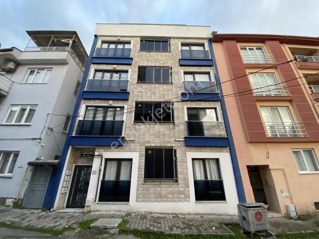 Zenith Real Estate'ten Satılık Devlet Hastanesi Civarı 3+1 Daire