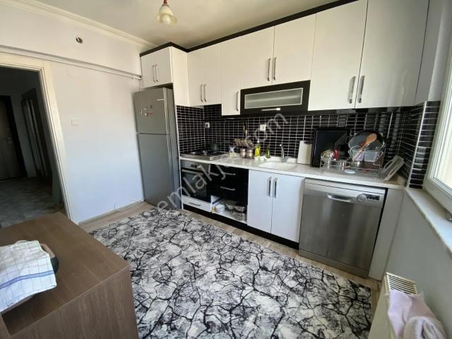 Zenith Real Estate Satılık Naciye Kabakçı Karşısı Asansörlü 3+1