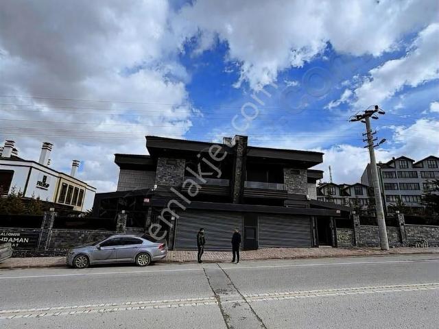 Zenith'den Satılık 4,5+1 Villa