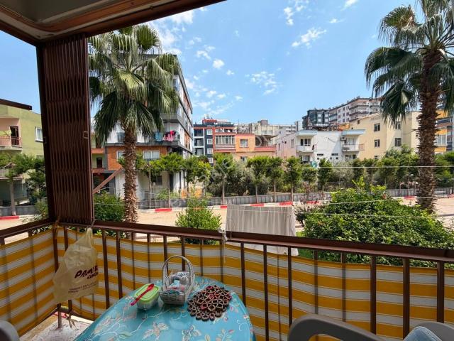 Zenn Emlak’tan Kiralık Eşyalı 2+1 Daire Site İçi Denize Yakın