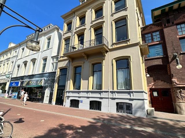 Zeer ruime zolderkamer ca. 24 m² per 1 11 2026