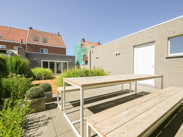 Zeer verzorgde eengezinswoning met drie slaapkamers en garage