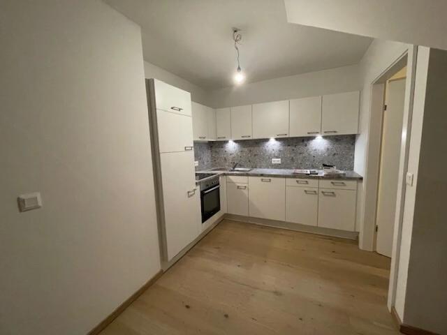 ZEHENSDORF KLIMATISIERTE 3 ZIMMER NEUBAU WOHNUNG 69m² BALKON