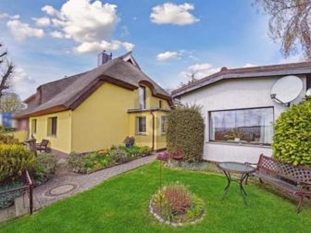 ZEIT ZUM ANKOMMEN FISCHERHAUS MIT SEEBLICK