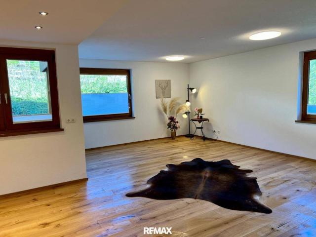 Zeitgemäßer Wohnkomfort: 3 Zimmer Wohnung mit stilvollen Details!