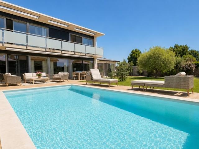 Zeitgenössische Prestige Villa am Tor nach Genf