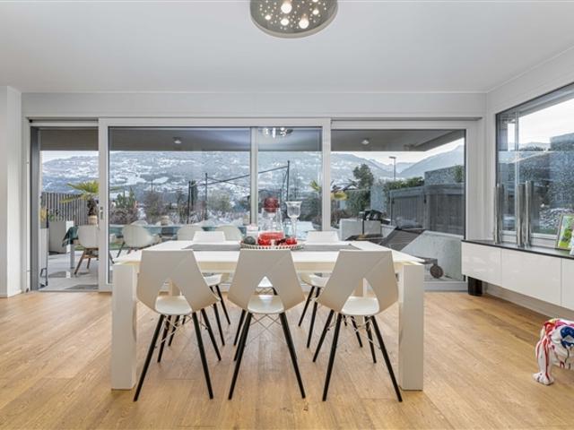 Zeitgenössische Villa / 5,5 Zimmer / Sion / Ref. 10252589 / EINZELAGENT