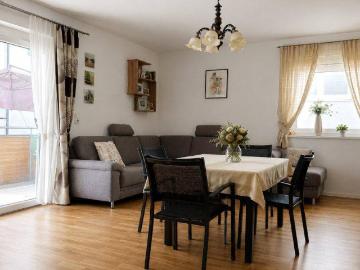 Zeitlos wohnen in Schwoich – Moderne Wohnung mit Wohlfühlcharakter, Balkon & Tiefgarage