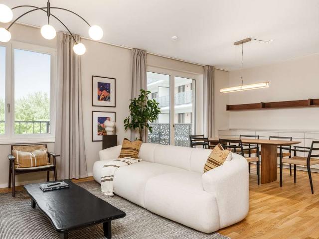 Zeitlose 4 Zimmer Wohnung mit Balkon Provisionsfrei
