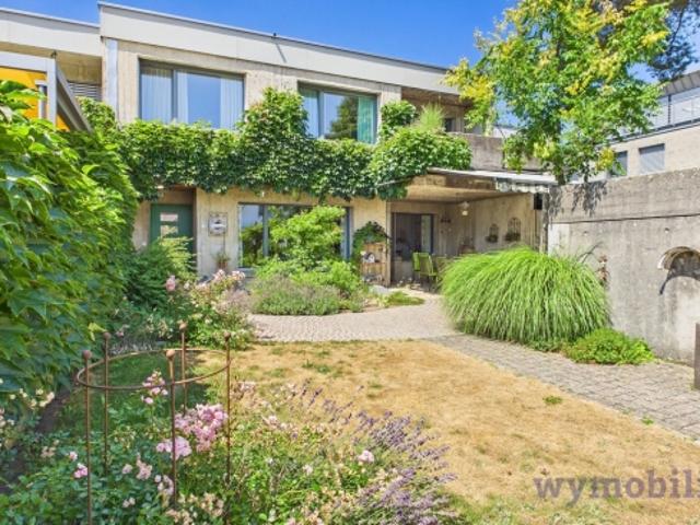 Zeitlose Architektur – viel Platz und Privatsphäre