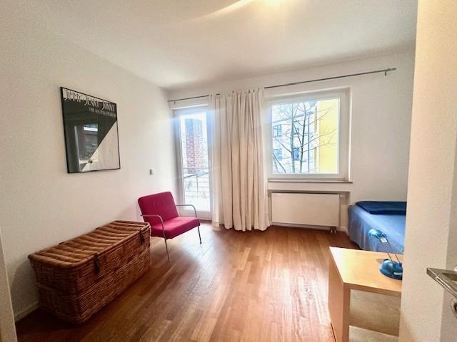 Zeitlose, möblierte Wohnung mit Balkon in der Kölner Südstadt – zeitwohnen.de