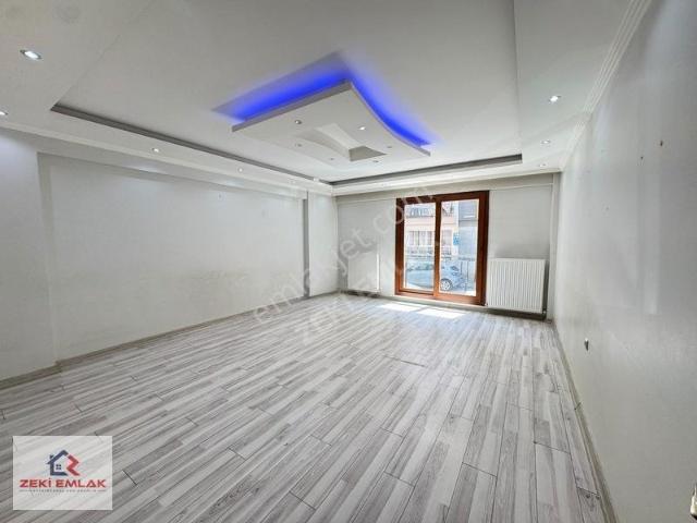 Zeki Emlak'tan Muradiye Mh. Kiralık 3+1 Geniş, Ebeveyn Banyolu D