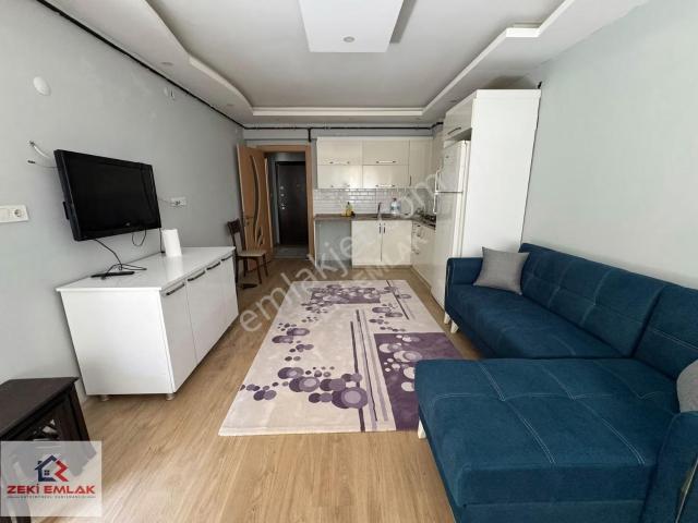 Zeki Emlak'tan Muradiye Mh. Sıfır Eşyalı, Klimalı 1+1 Kiralık D