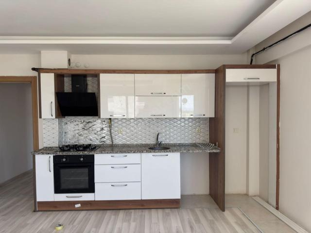 Zeki Emlak'tan Muradiye Mh. Site İçinde Kiralık 2+1 Daire