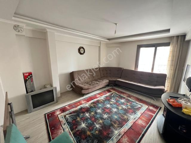 Zeki Emlak'tan Muradiye'de 2+1 Kapalı Mutfak Eşyalı Kiralık D