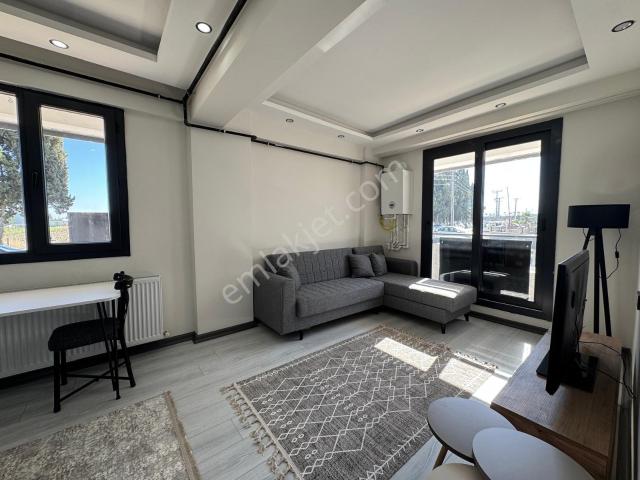 Zeki Emlak'tan Manisa Muradiye Mh. Eşyalı Kiralık 1+1 Daire