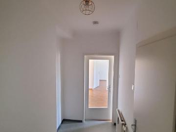 Zeltweg Hangweg 41/9: 2 Zimmerwohnung unbefristet!