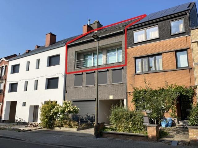 Zeldzaam 4 slpk appartement station Mechelen binnen bereik
