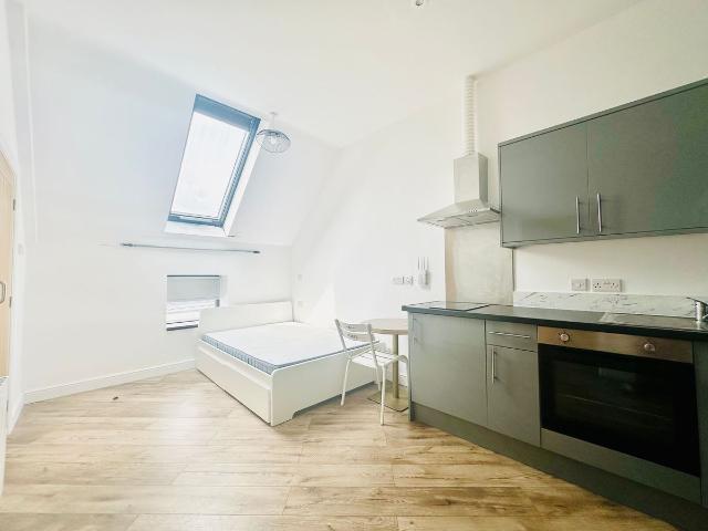 Zephyr Building, Nottingham NG1, Studio to rent, £760 pcm | PrimeLocation