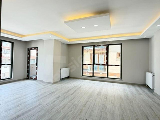ZER İSTANBUL'DAN MERKEZİ KONUMDA %50 KREDİLİ 4+1 DUBLEKS ZA590
