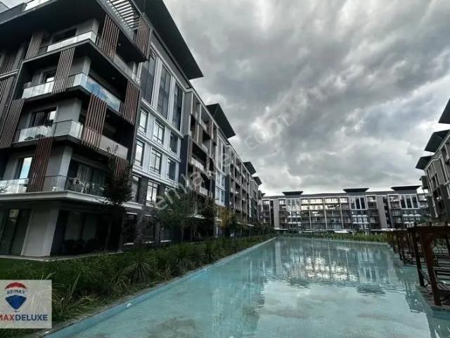 Zeray Esil Sitesinde 1+1 Geniş Tip Çatı Dubleks Kiralık Daire