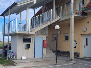 Zettling 33 Top 3 Gemütliche 3 Zimmer Wohnung mit Balkon in grüner Lage