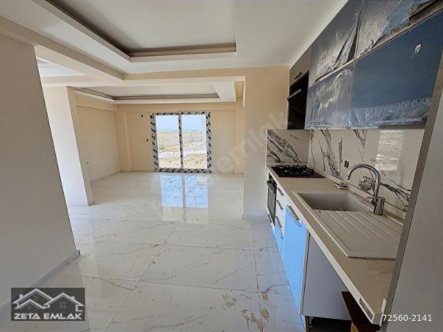 Zeta'dan Çandarlı Yeni Liman'da Denize 400 Metre Sıfır 3+1 Villa
